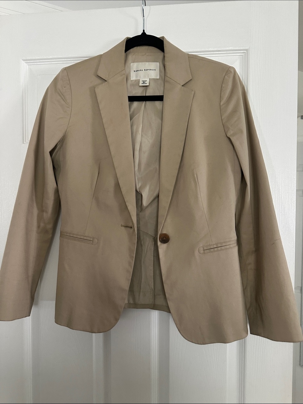 Banana Republic Women's Beige Single-Button Blazer